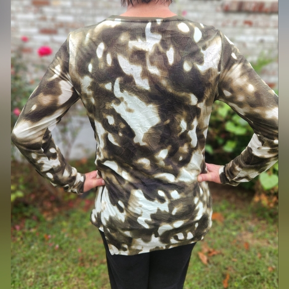 LOT OF 4 Simply Vera Vera Wang  ARTSY long Sleeve Decoative Tops SIZE Medium - Picture 4 of 13